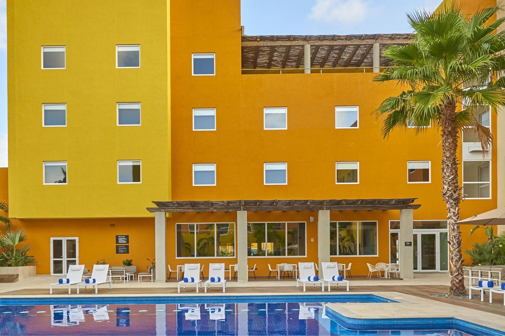 City Express Suites By Marriott Cabo San Lucas Ngoại thất bức ảnh