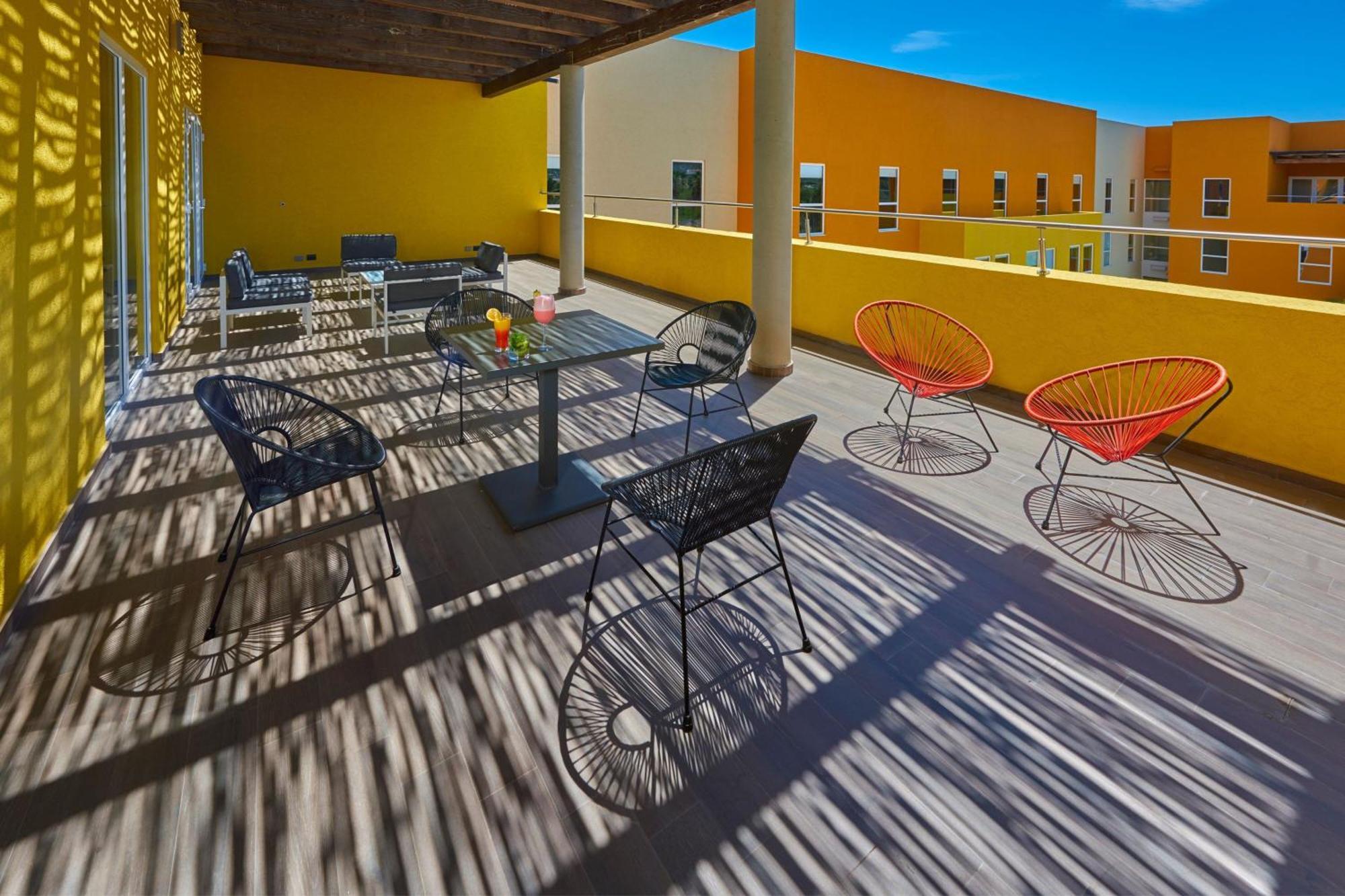 City Express Suites By Marriott Cabo San Lucas Ngoại thất bức ảnh